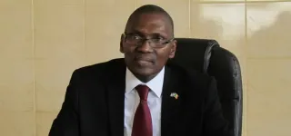 litterature-joel-nguesan-publie-porter-la-parole-un-sacerdoce